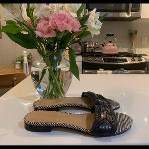 Banana Republic 6,1/2 black sandals